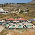 Villa Chloe Seastone By