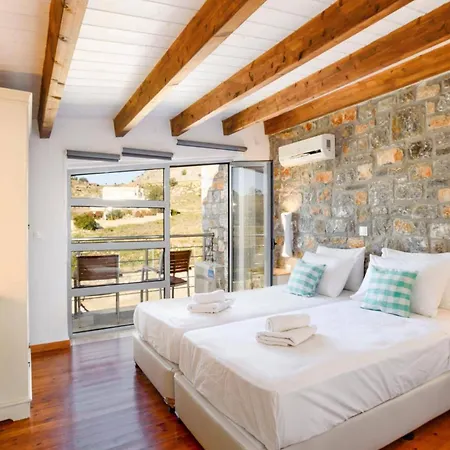 Chloe Seastone By קיוטארי